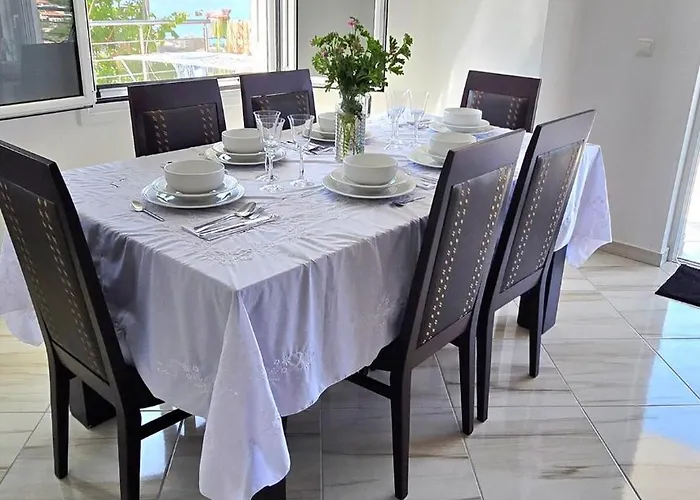 Dom wakacyjny Modern Elegance With Breathtaking Panoramic Views Himara