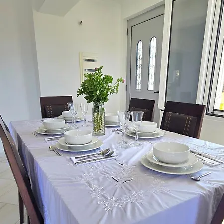 度假居 Modern Elegance With Breathtaking Panoramic Views 希马拉