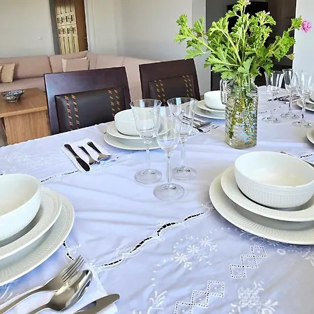 Modern Elegance With Breathtaking Panoramic Views