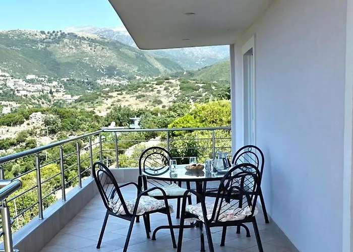 Modern Elegance With Breathtaking Panoramic Views Casa vacanze Himare